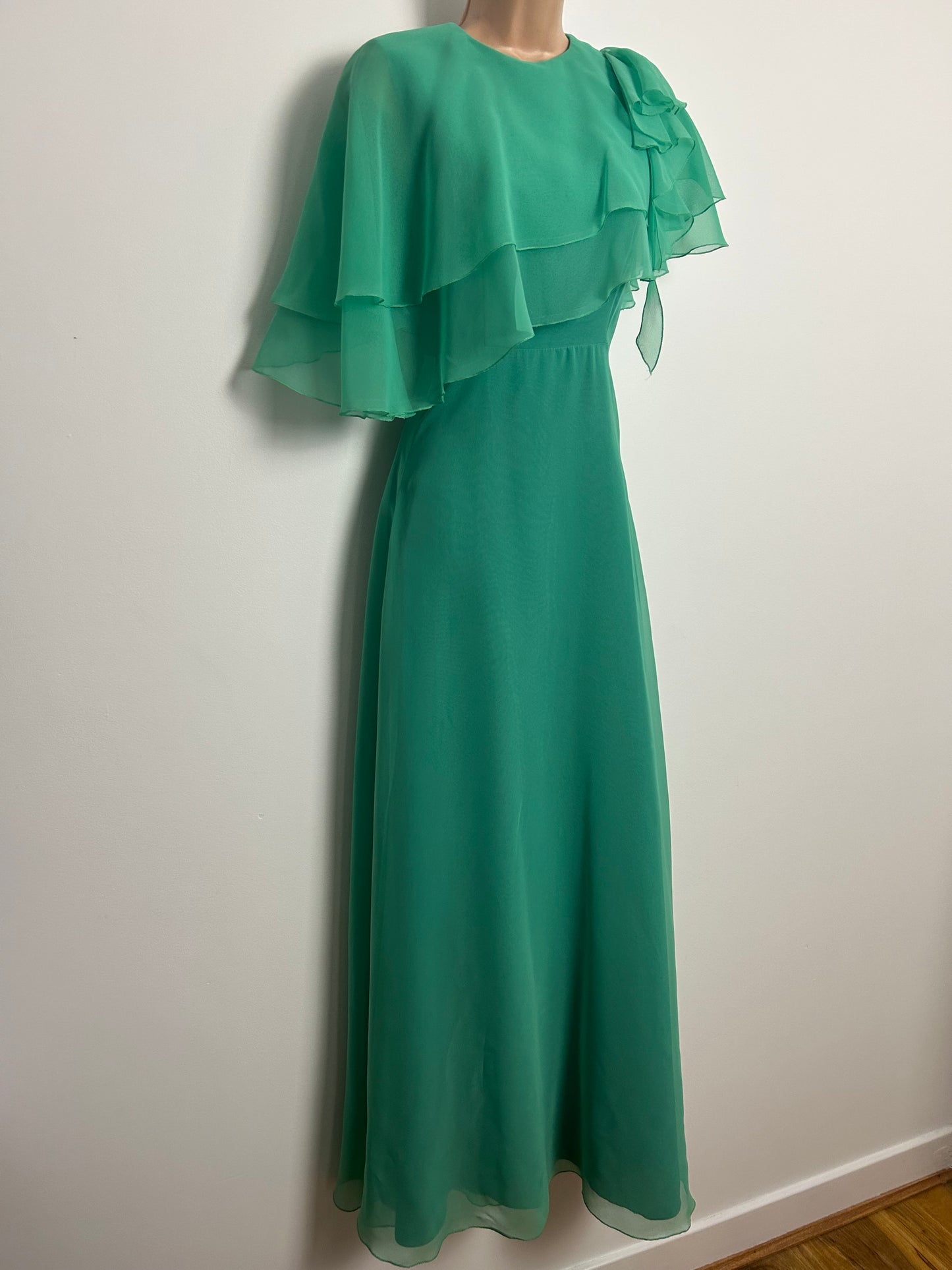 Vintage 1970s JOHN CHARLES Size 8-10 Jade Green Chiffon Layered Bodice Boho Occasion Maxi Dress