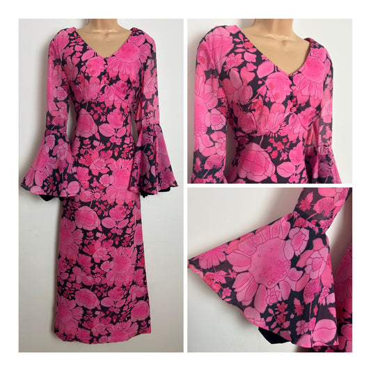 Vintage 1970s Size 10-12 Pink & Black Floral Print Long Sleeve Flared Cuff Boho Maxi Dress