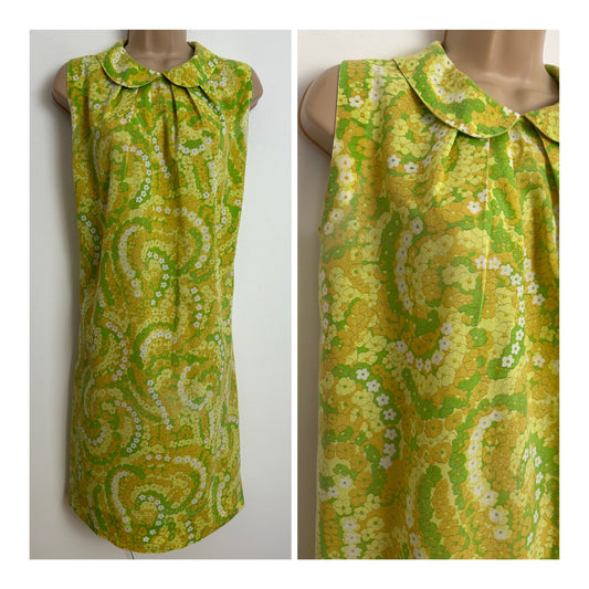 Vintage 1960s UK Size 10 Cute Green Tones Floral Print Cotton Mix Sleeveless Baby Doll Style Mini Dress