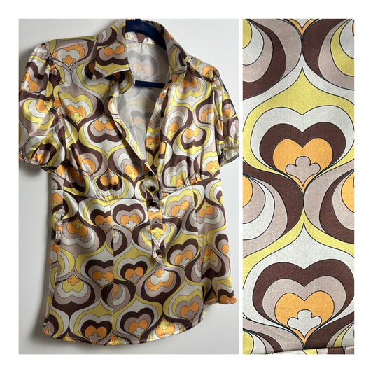 Vintage 1990s Size 12 Yellow Brown & Orange 70s Psychedelic Print Short Sleeve Shirt Top