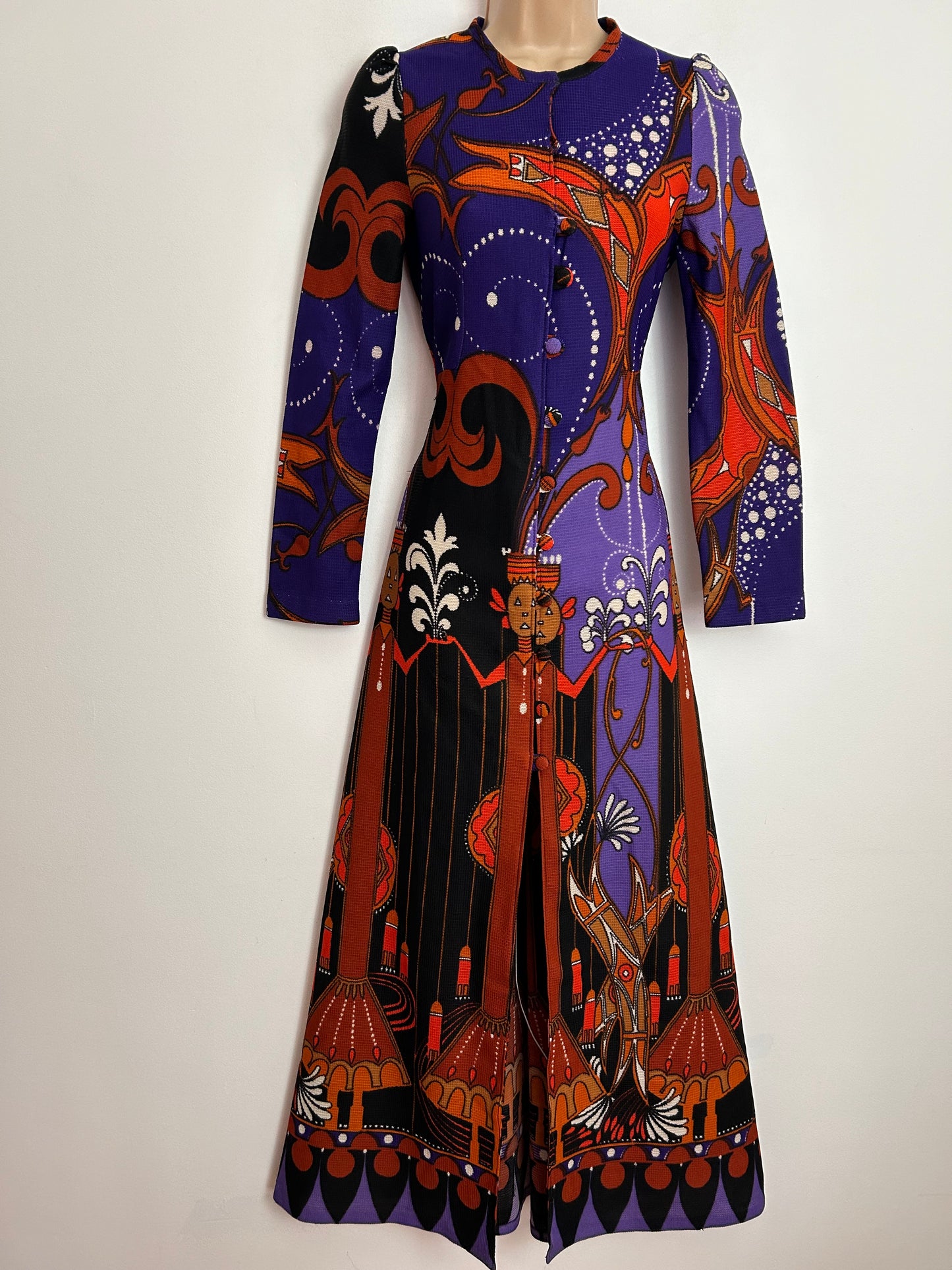 Vintage 1970s SHELANA UK Size 6 Purple & Rusty Orange Tribal Novelty Print Long Sleeve Maxi Dress