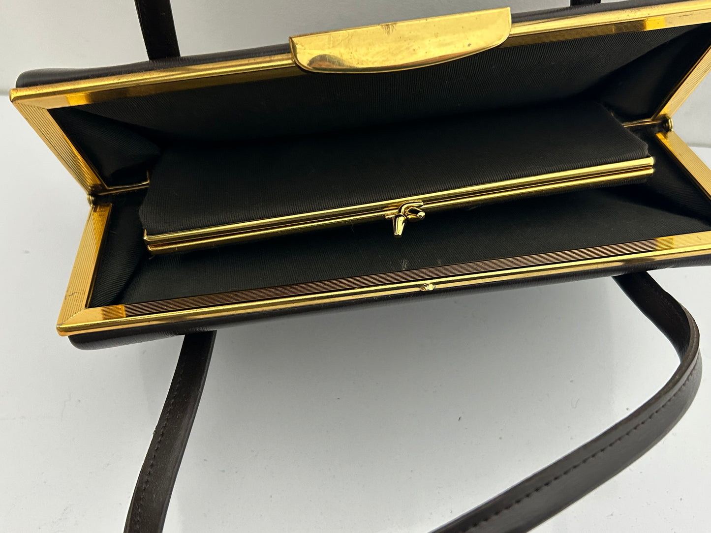 Vintage 1950s Matt Brown Leather Kelly Handbag With Gold Tone Frame