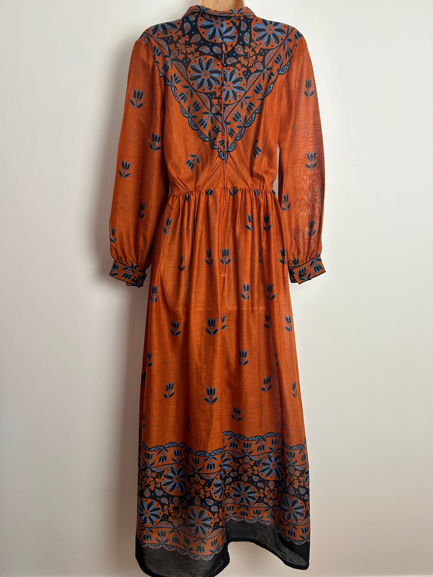 Vintage 1970s FRANK USHER Size 10 Rusty Brown & Blue Tones Floral Lightweight Cotton Maxi Dress