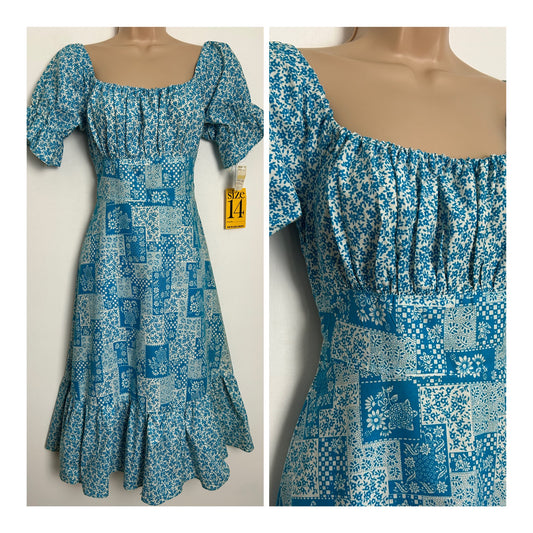 Vintage 1970s DEADSTOCK RICHARD SHOPS Size 10 Blue & White Floral & Patchwork Ditsy Print Cotton Prairie Day Dress