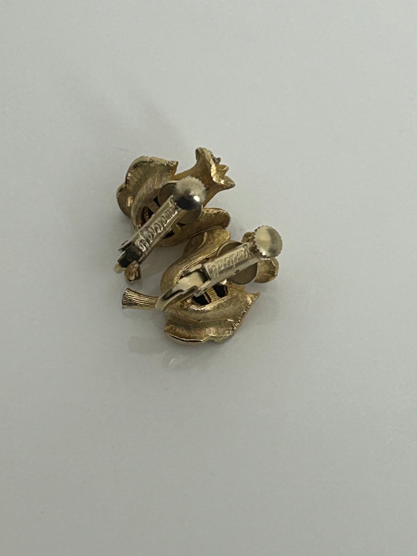 Vintage 1960s JEWELCRAFT Gold Tone Rose Bud Diamante Set Clip On Earrings