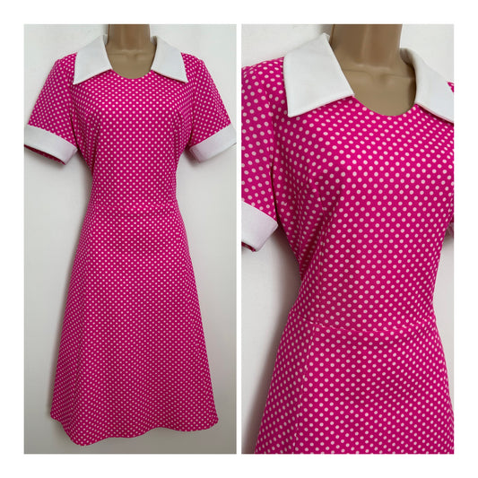 Vintage 1970s Size 8-10 Neon Pink & White Polka Dot Print Short Sleeve Mod Dress