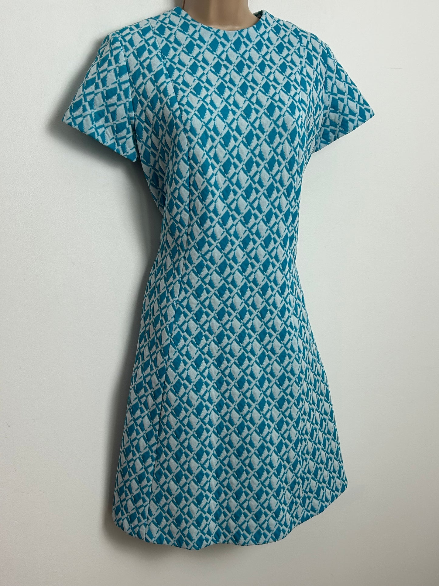 Vintage 1960s Size 10-12 Blue & Turquoise Blue & White Diamond Pattern Crimplene Mod Dress Suit