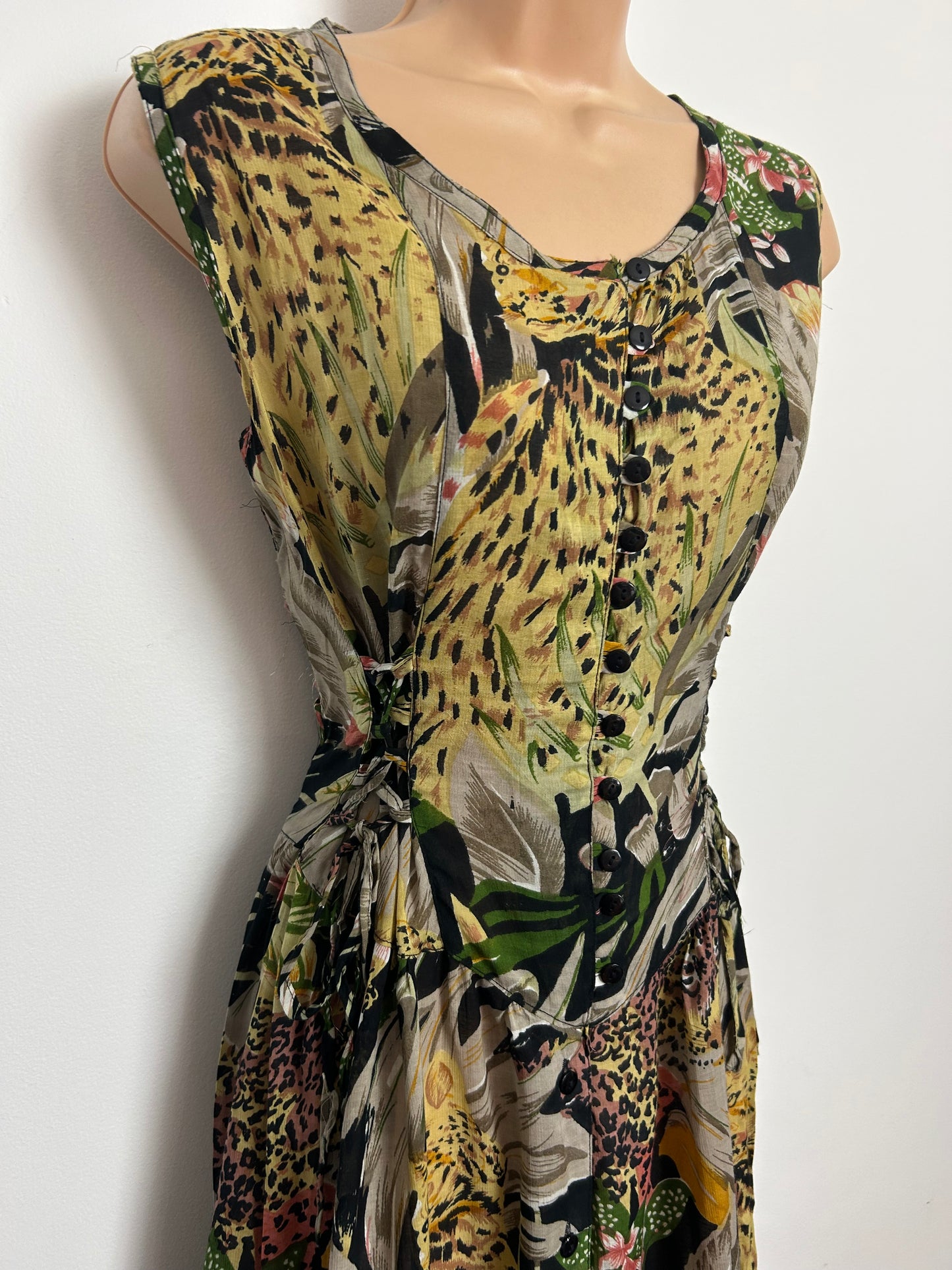 Vintage 1980s Size 12 Beige Brown & Green Leopard Animal Jungle Print Cotton Mix Midi Dress