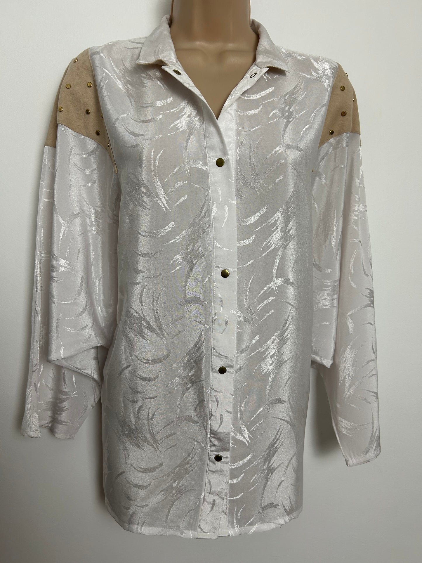 Vintage 1980s FAZH LONDON Size 10 White & Beige Stud Detail 3/4 Bat Wing Oversize Blouse/Shirt