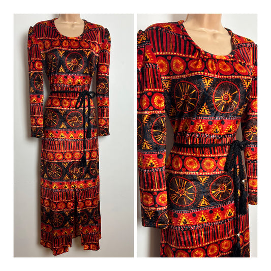 Vintage 1970s Size 12 Black Burnt Orange & Yellow Abstract Print Velour Long Sleeve Maxi Dress