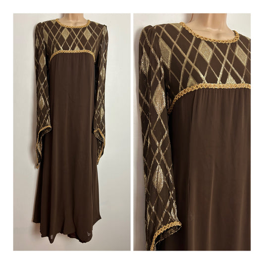 Vintage Early 1960s ALEXANDER CLARE UK Size 10 Brown & Gold Lurex Diamond Pattern Long Sleeve Occasion Maxi Dress
