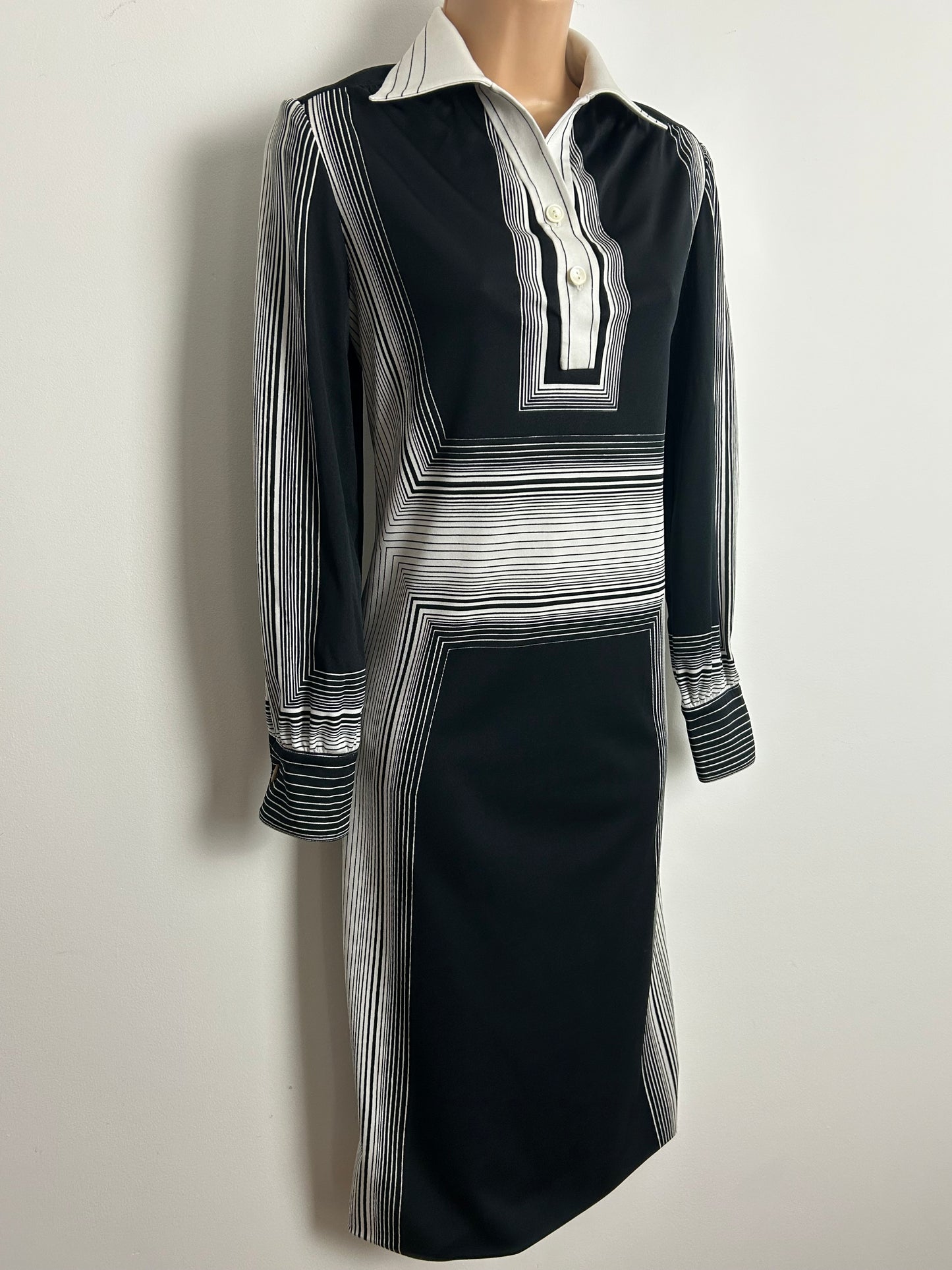 Vintage 1970s COTYM Size 8-10 Black & White Monochrome Stripe Print Long Sleeve Day Dress