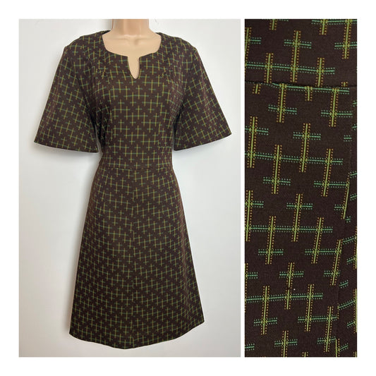 Vintage 1960s Size 10 Brown & Green Check/Stripe Print Short Sleeve Notch Neck Mod Dress