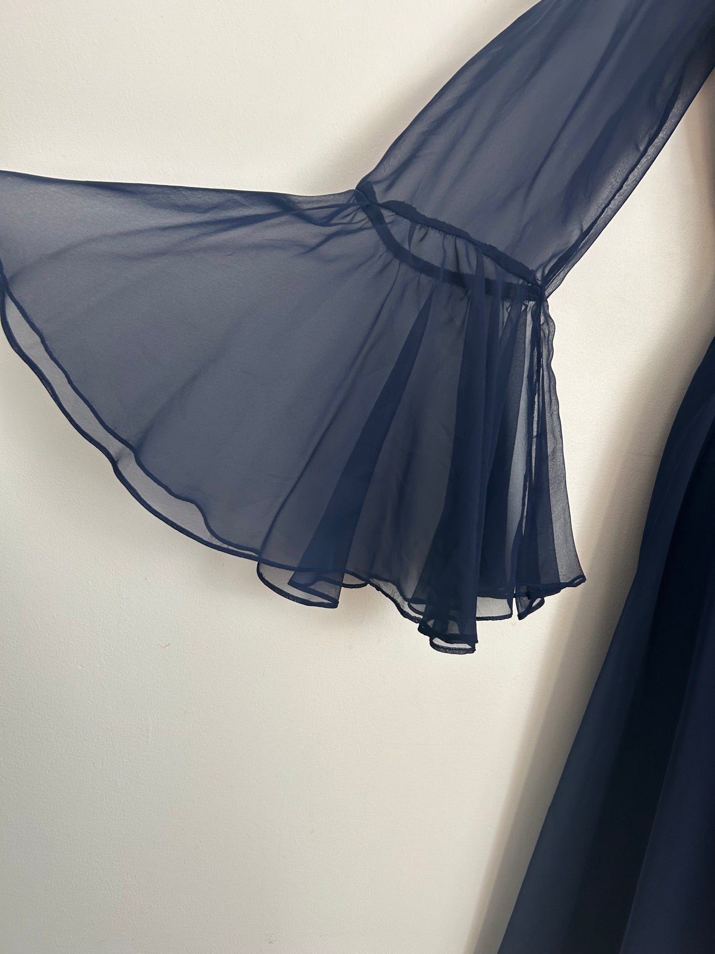 Vintage 1960s SUSAN SMALL Size 12 Navy Blue Chiffon Flare Cuff Gather Pleated Mid Length Dress
