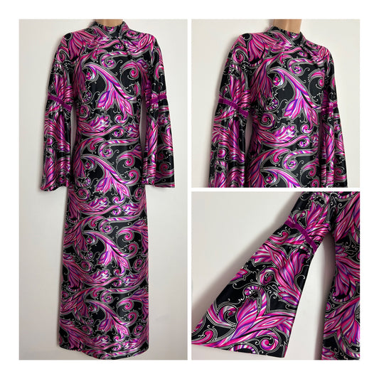 Vintage 1970s RIDELLA UK Size 8-10 Black Pink Purple & White Floral Print Long Sleeve Maxi Dress