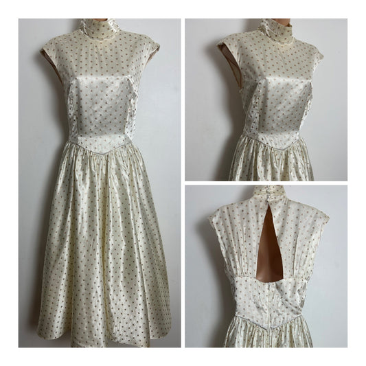 Vintage 1980s VERA MONT Size 10 Ivory & Gold Glitter Pattern Open Back Xmas Party Prom Dress
