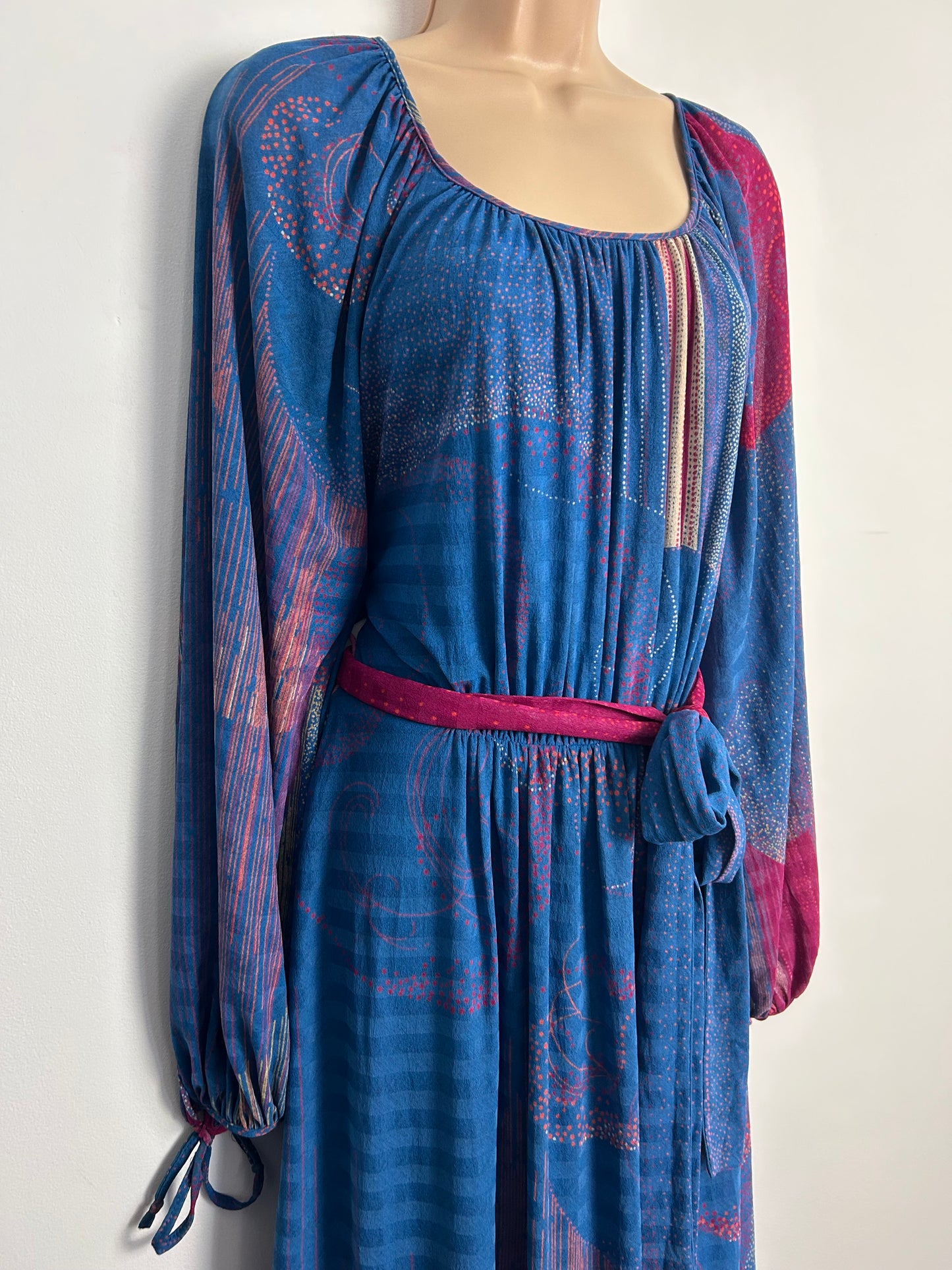 Vintage Late 1970s VERA MONT Size 8-10 Dusky Blue & Pink Tones Abstract Stripe & Spot Print Long Sleeve Belted Maxi Dress