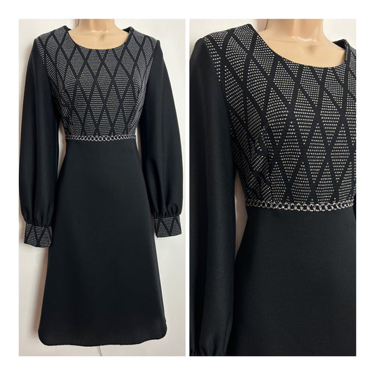 Vintage 1970s UK Size 10 Black & Sliver Lurex Long Sleeve Mod Party Occasion Dresss