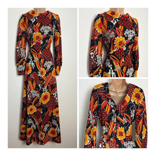 Vintage 1970s Size 10 Black Orange Yellow & White Bold Floral Print Long Sleeve Scarf Tie Back Maxi Dress