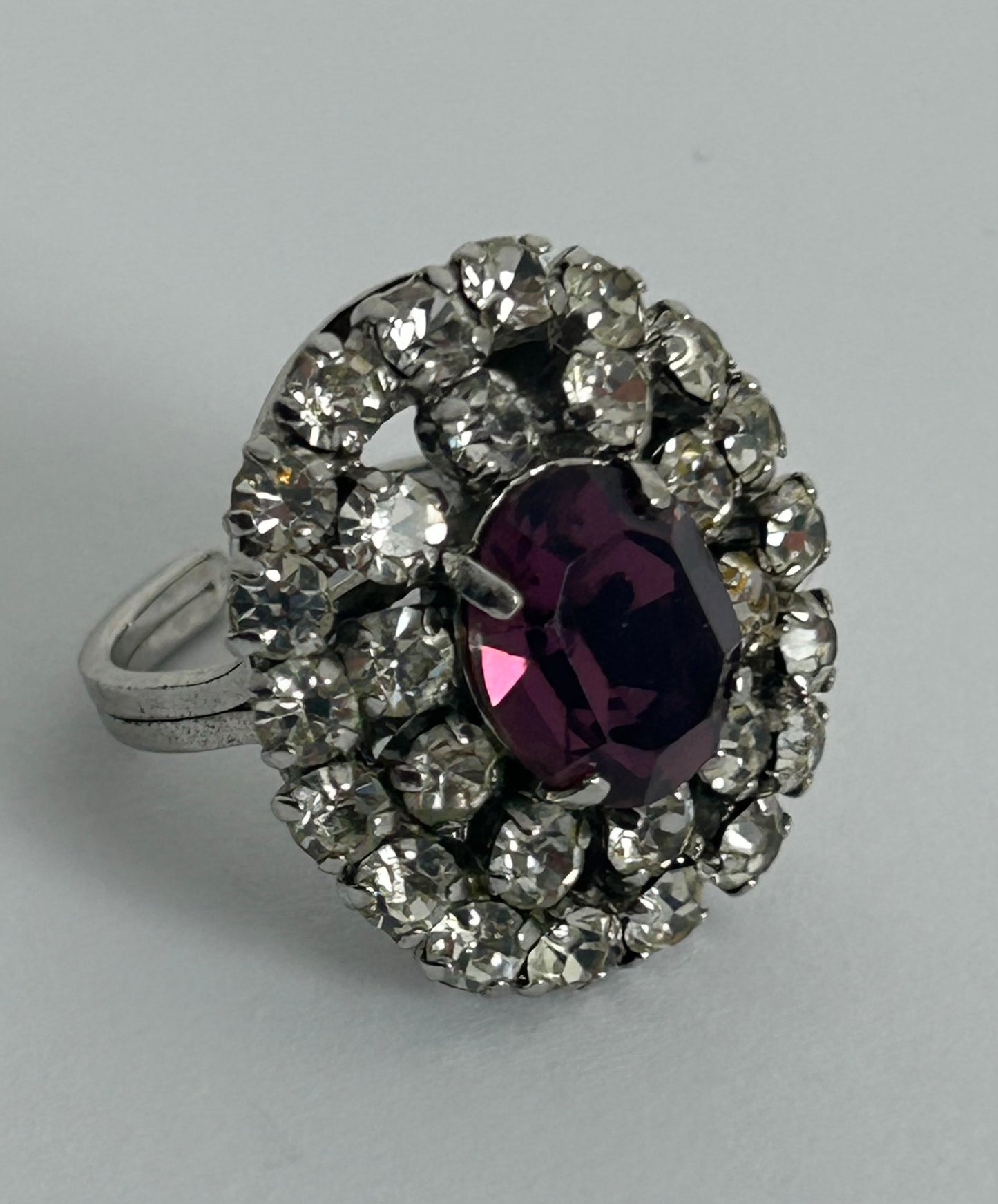 Vintage Beautiful Silver Tone Purple Glass & Diamante Set Adjustable Cocktail Ring Size P