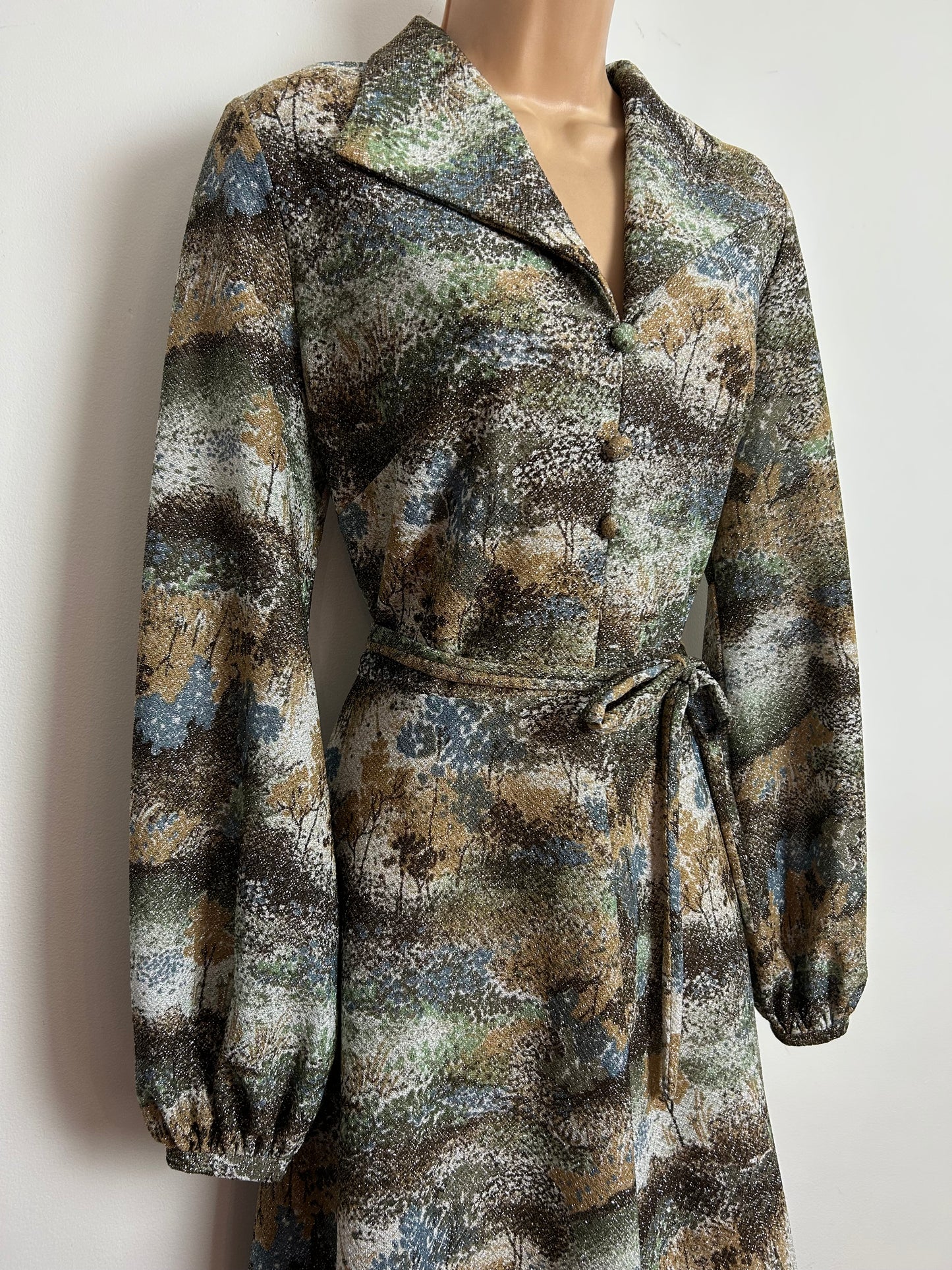 Vintage 1970s CLIVE BYRNE Size 12-14 Silver Brown Green & Beige Abstract Tree Print Lurex Belted Long Sleeve Dress