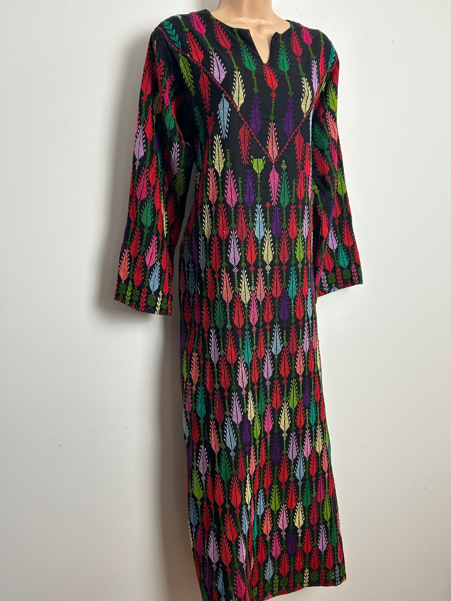Vintage Up To Size 14 Black Red Blue Green & Yellow Cross Stitch Embroidered Long Sleeve Kaftan