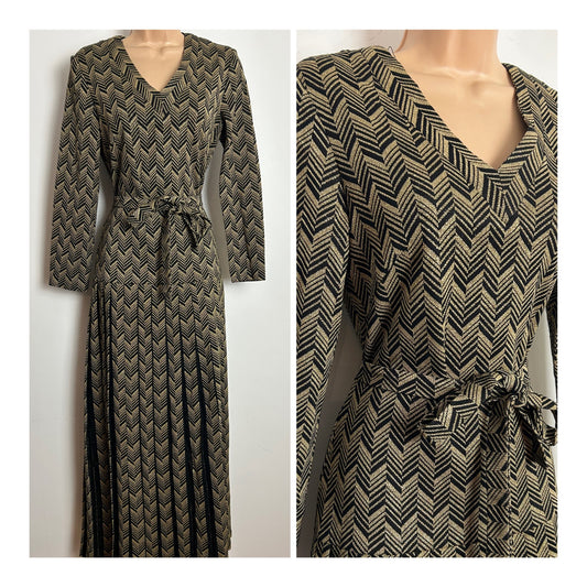 Vintage 1970s EASTEX Size 10 Black & Gold Chevron Stripe Belted Pleated Occasion Evening Maxi Dress