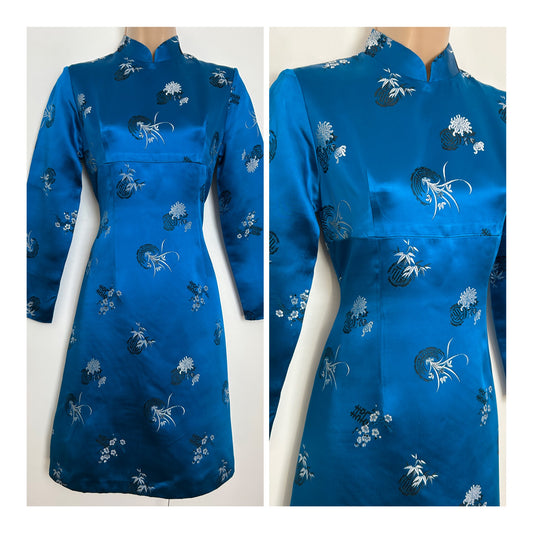 Vintage 1960s Size 6 Persian Blue Chinese Satin Jacquard Long Sleeve Mod Dress