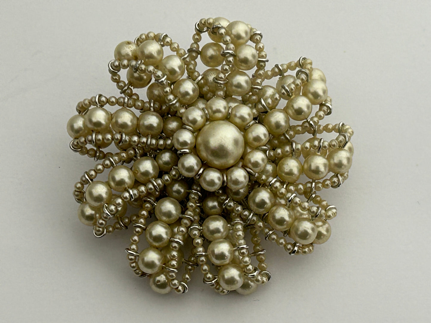 Vintage Pretty Faux Pearl Large Flower Shaped Pin Brooch