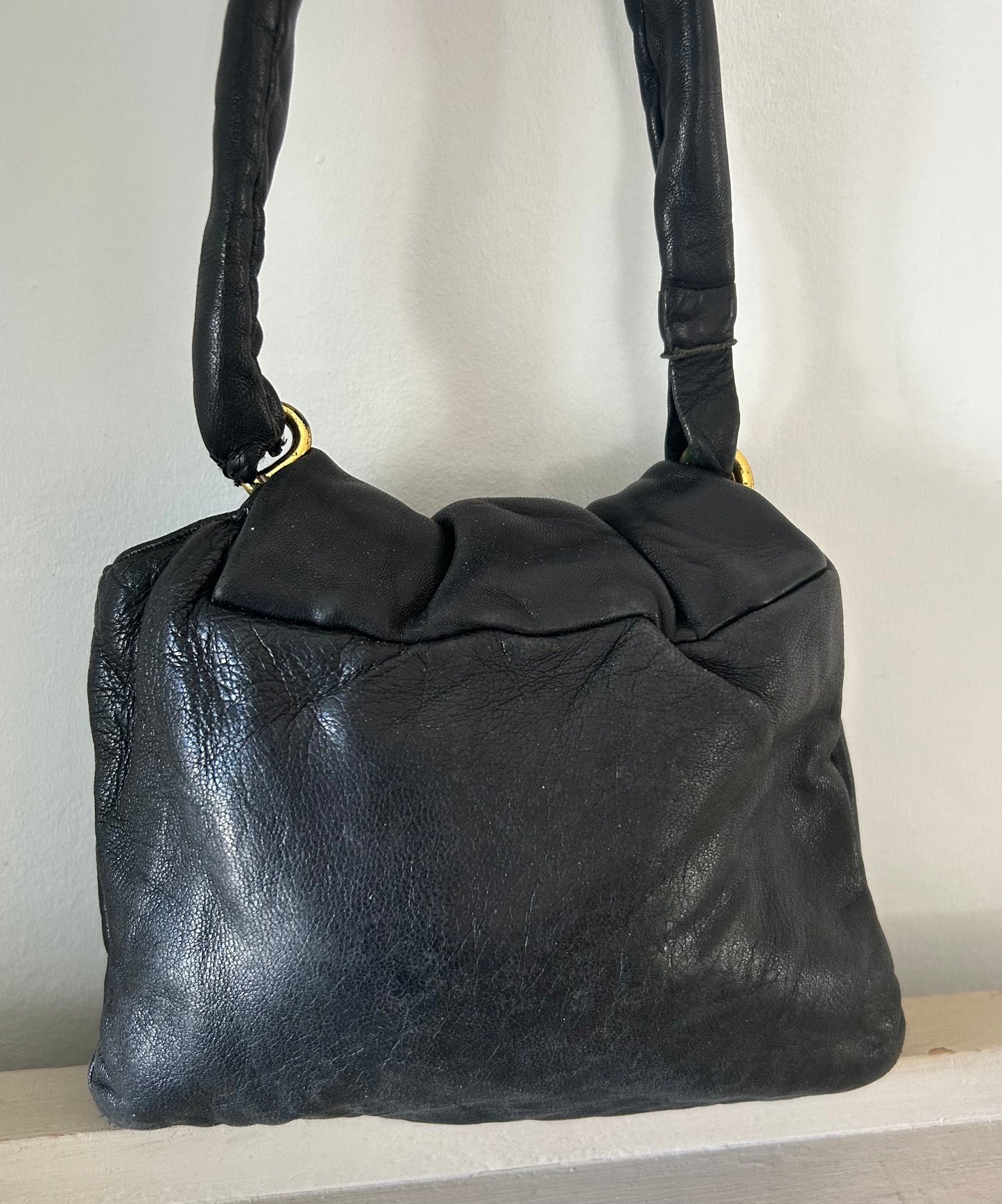 Vintage 1960s Small Leather Pouch Style Bag With Small Handle