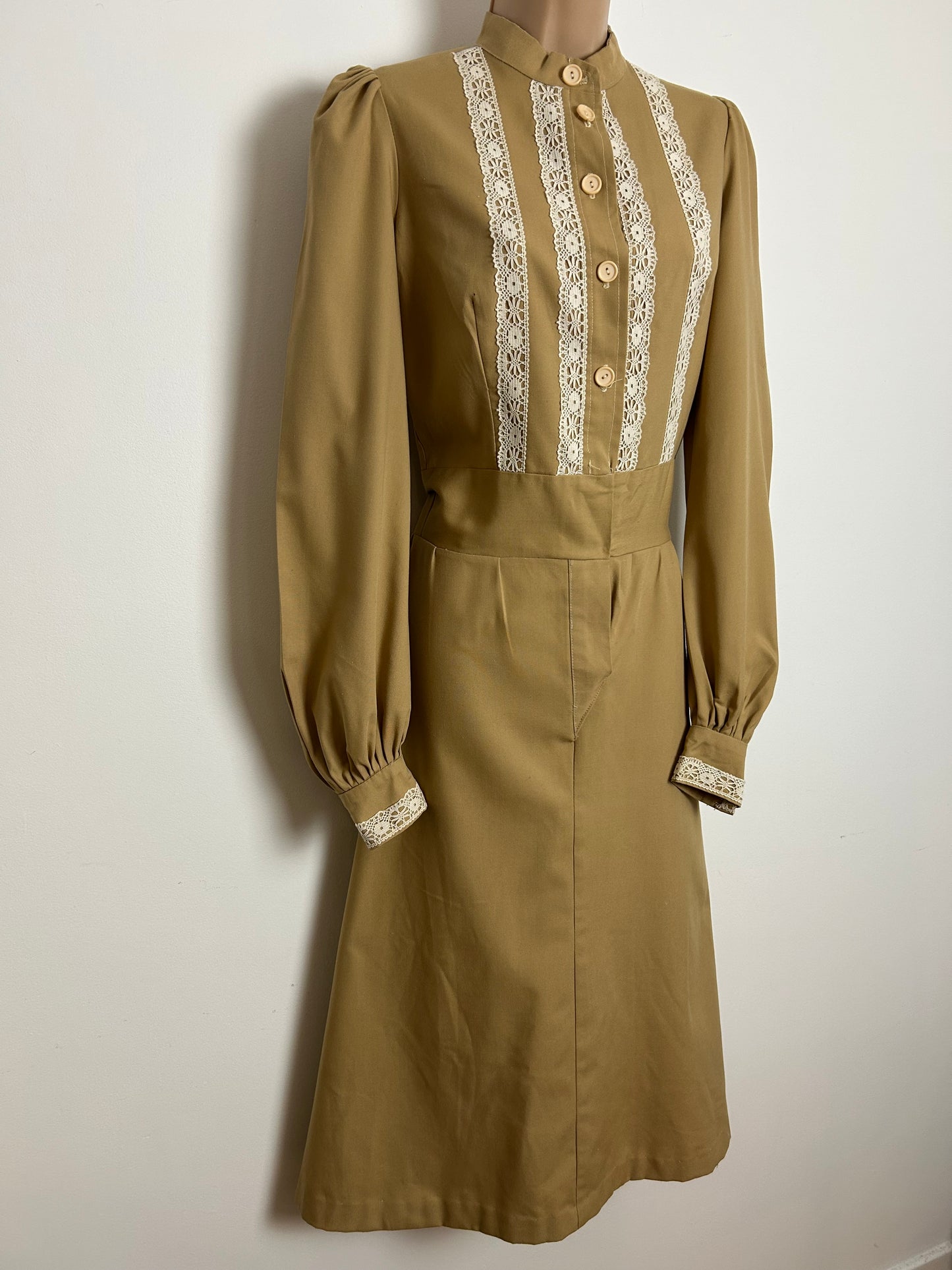 Vintage 1970s QUAD Size 12 Camel Brown Cotton Lace Trim Long Sleeve Prairie Midi Dress