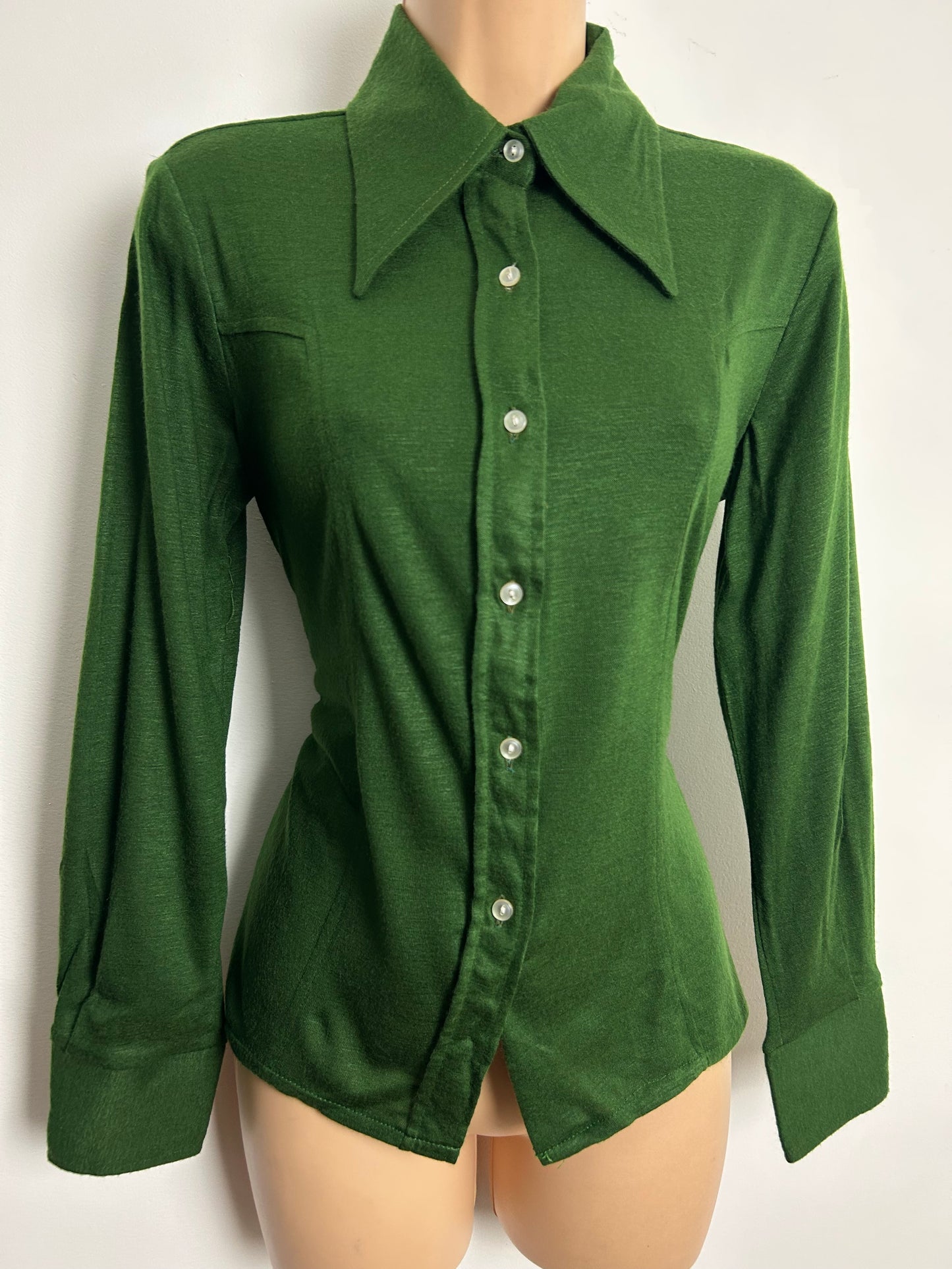 Vintage 1970s Size 10-12 Moss Green Dagger Collar Long Sleeve Shirt