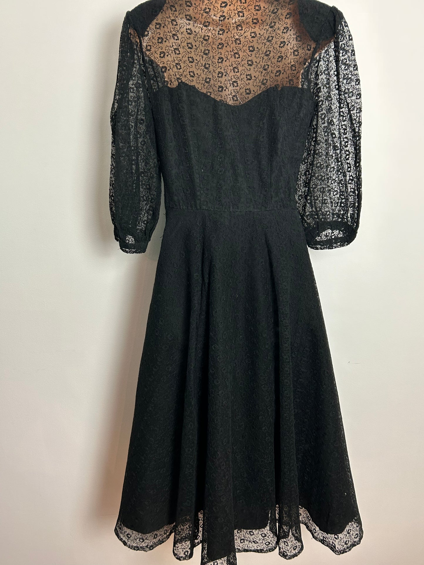 Vintage Late 1940s HEIRESS UK Size 10 Beautiful Black Lace Long Sleeve Illusion Neck Occasion Party Evening Dress