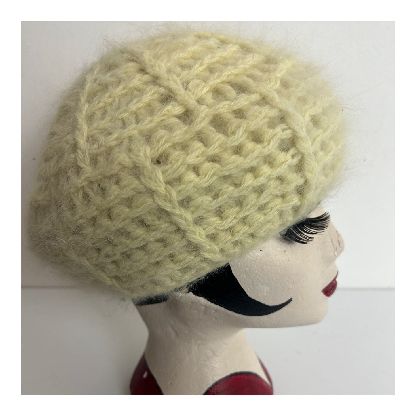 Vintage Cream Chunky Knit Angora & Wool Mix Beret Beanie Style Hat