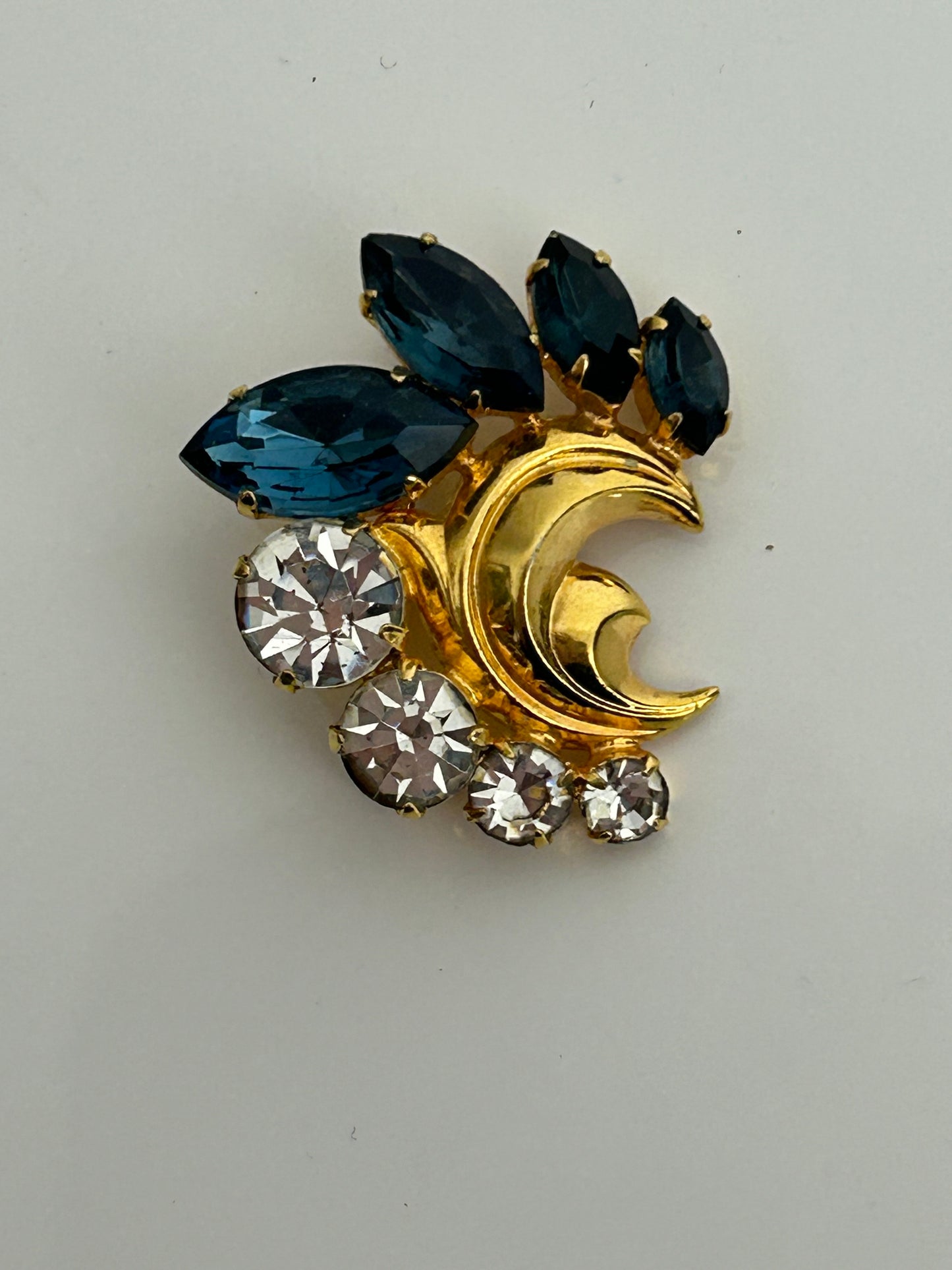 Vintage Late 1960s Gold Tone Blue & Clear Stone Set Stylised Pin Brooch
