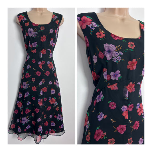 Vintage 1970s CALIFORINA "The Look You Love" UK Size 12 Pretty Black Dark Pink Coral & Lilac Floral Print Chiffon Dress