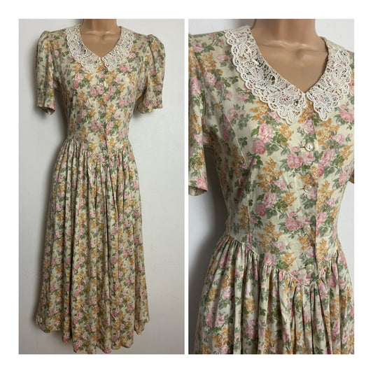 Vintage 1980s VIVIEN SMITH Size 6-8 Pretty Cream & Pastel Pink Floral Print Lace Collar Tea Dress