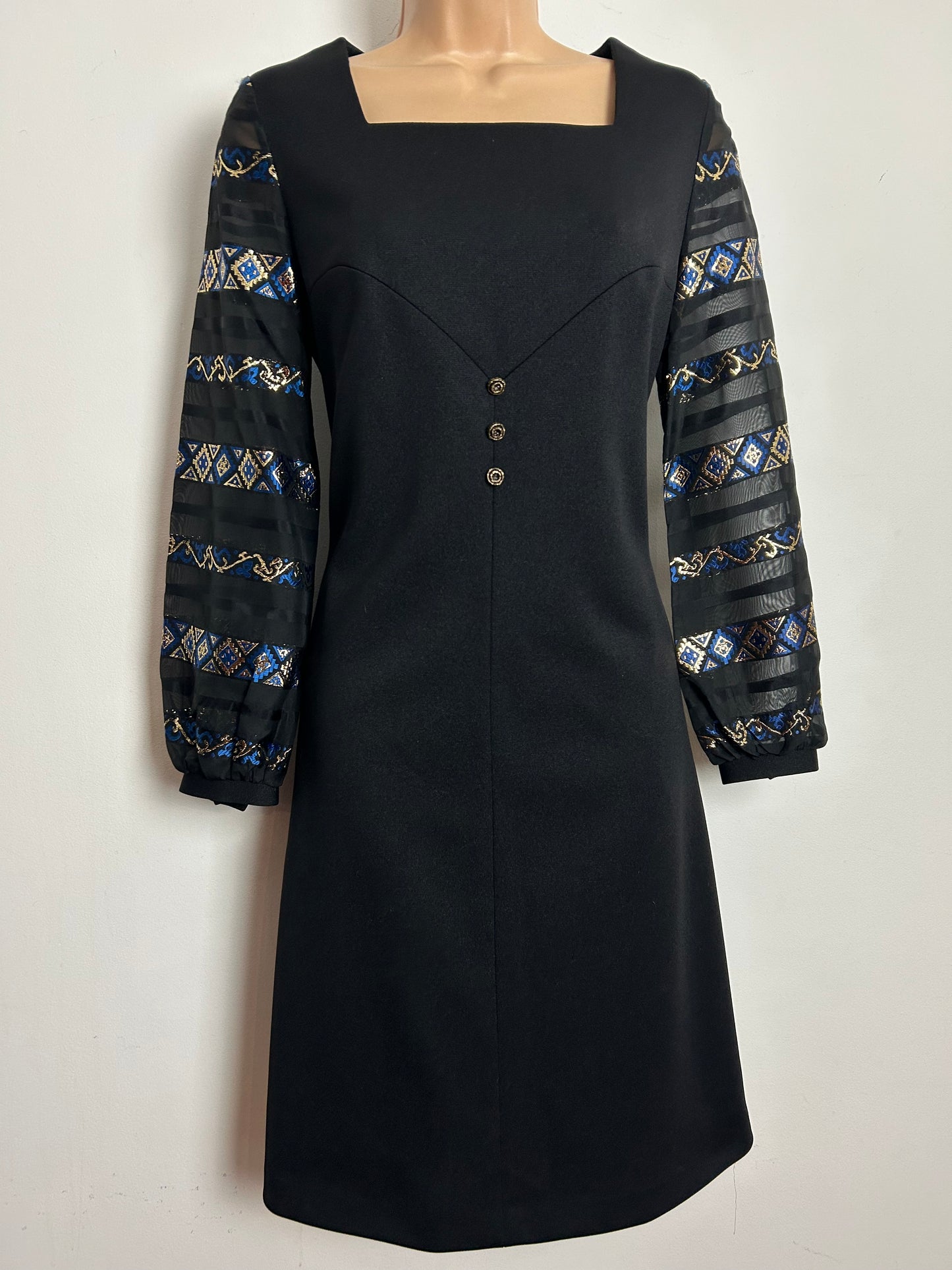 Vintage 1960s Size 10 Black Blue & Gold Pattern Long Sleeve Xmas Party Evening Mod Shift Dress