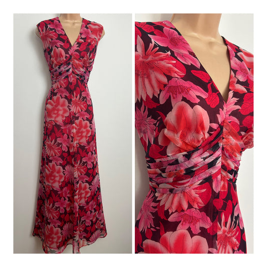 Vintage 1970s Size 12 Red & Pink Tones Floral Print Pleated Waist Panel Summer Maxi Dress