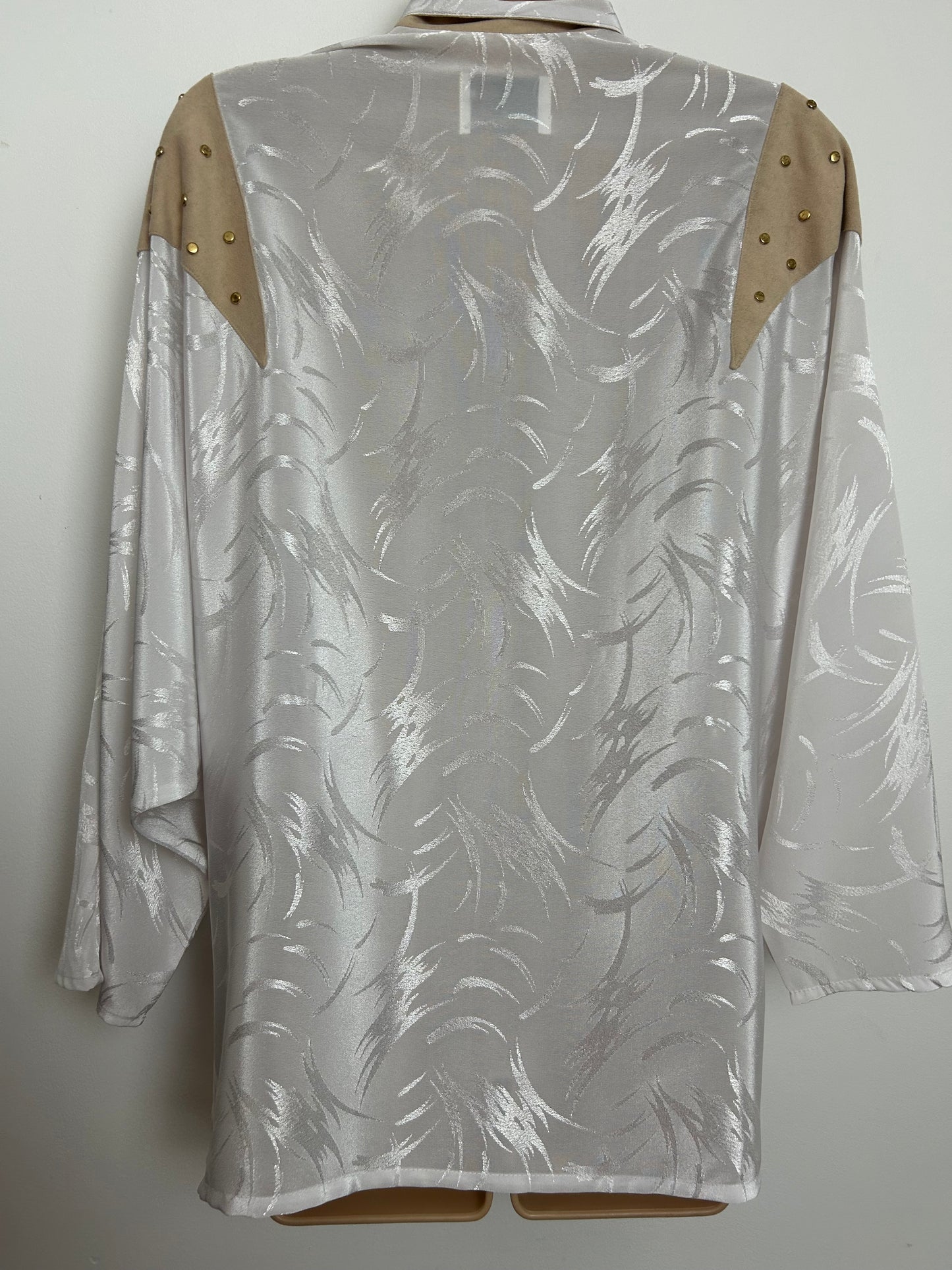 Vintage 1980s FAZH LONDON Size 10 White & Beige Stud Detail 3/4 Bat Wing Oversize Blouse/Shirt