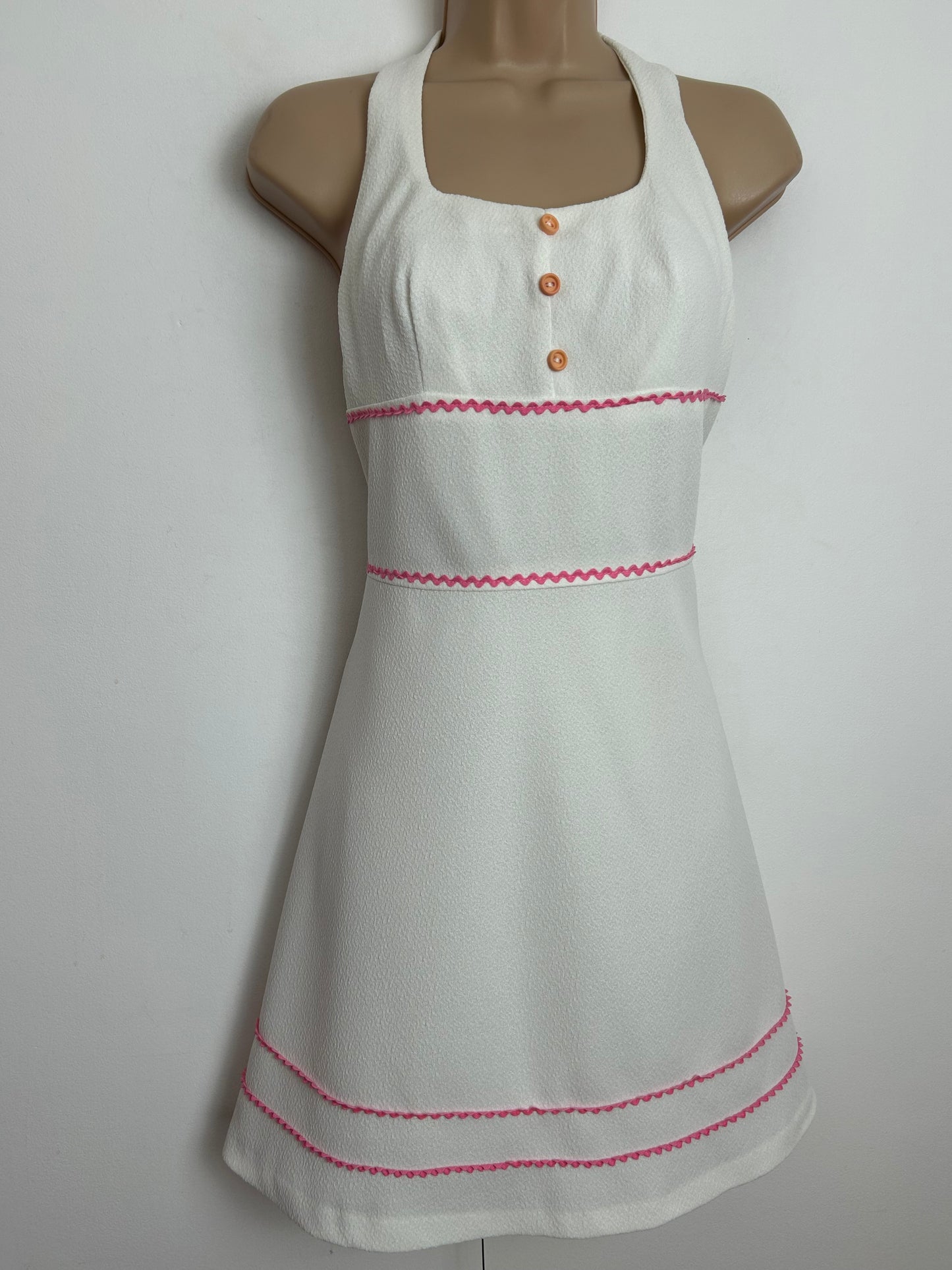 Vintage 1960s Size 8 Cute White Halter Neck Pink Ric Rac Trim Mini Mod Sundress