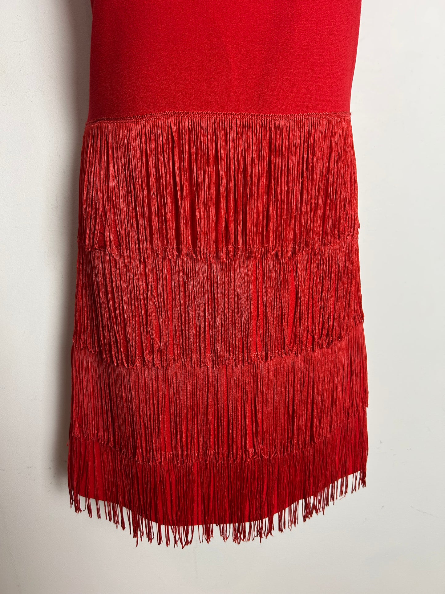 Vintage 1960s SUSAN ROGERS Size 8 Red Sleeveless Fringed Flapper Style Shift Dress