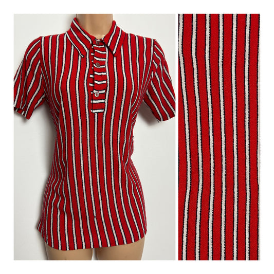 Vintage 1970s Size 10 Red & White Vertical Stripe Textured Short Sleeve Shirt