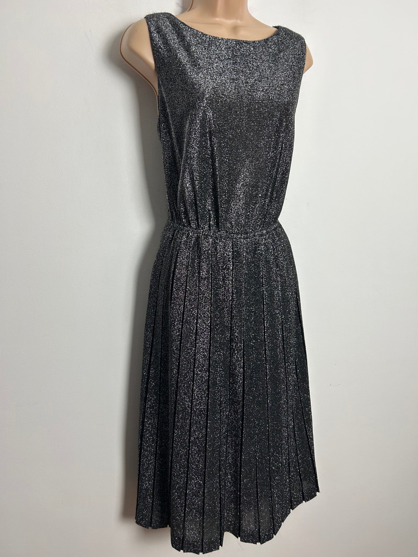 Vintage 1960s PEGGY PAGE UK Size 12 Black Lurex Sleeveless Pleated Occasion Evening Party Dress