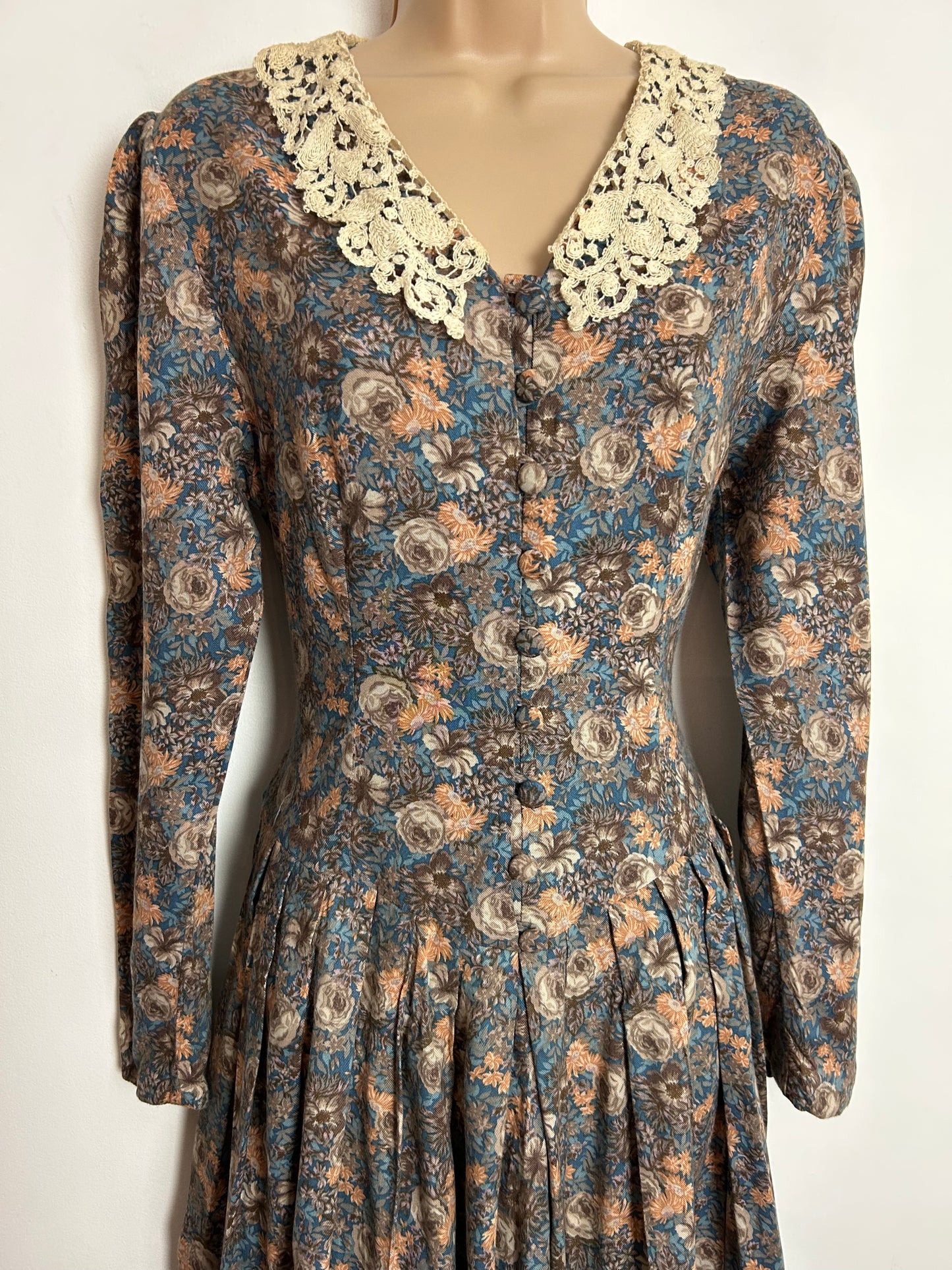 Vintage 1980s LAURA ASHLEY UK Size 10 Blue & Brown Tones Floral Wool Blend Lace Collar Short Maxi Length Dress