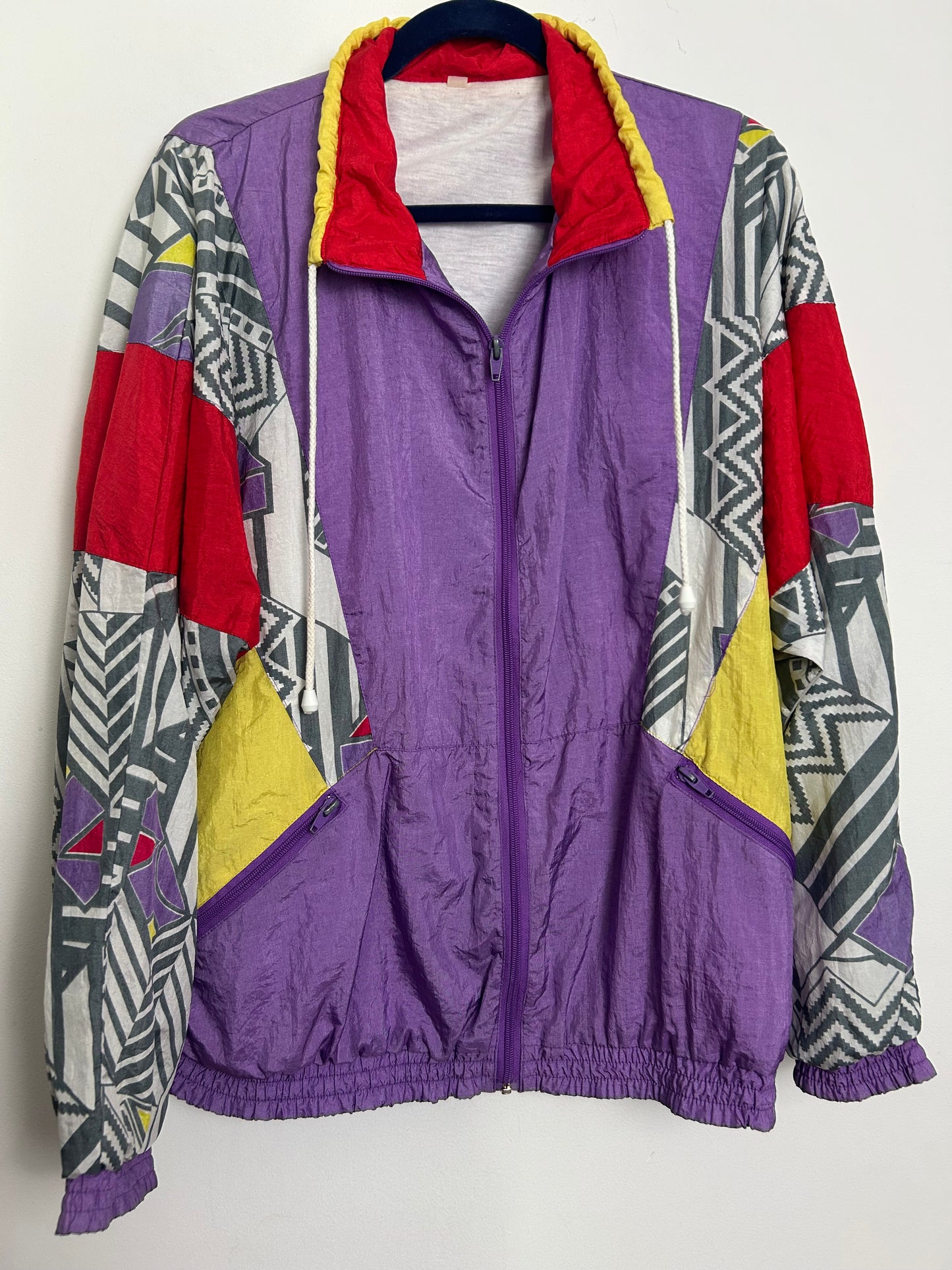 Vintage 1980s Size XL (Up to size 16) Lilac Red Yellow Grey & White Geo Print Shell Suit Jacket