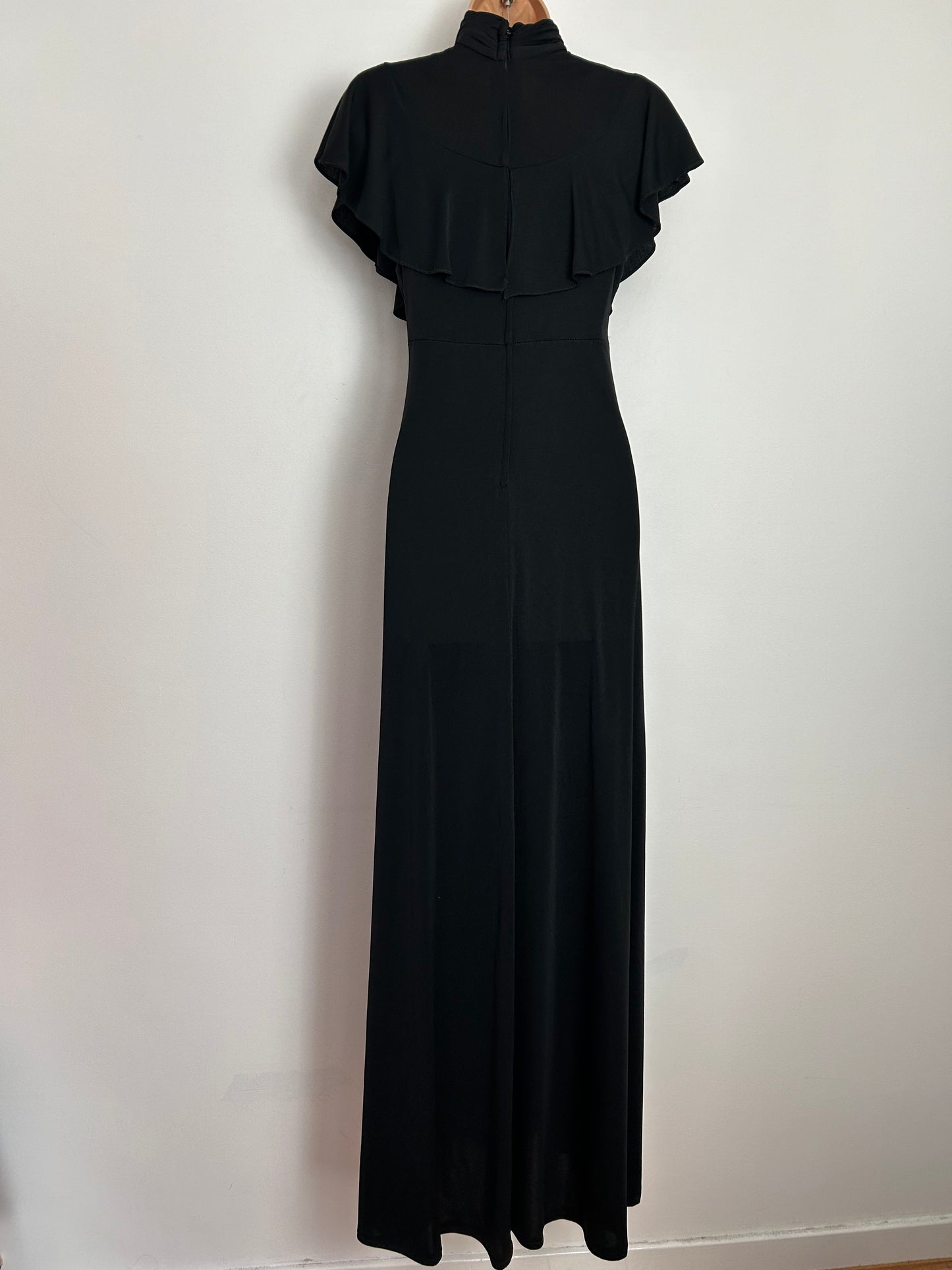 Vintage 1970s SHELANA UK Size 8 Black Keyhole Cut Out Ruffle Trim Maxi Dress