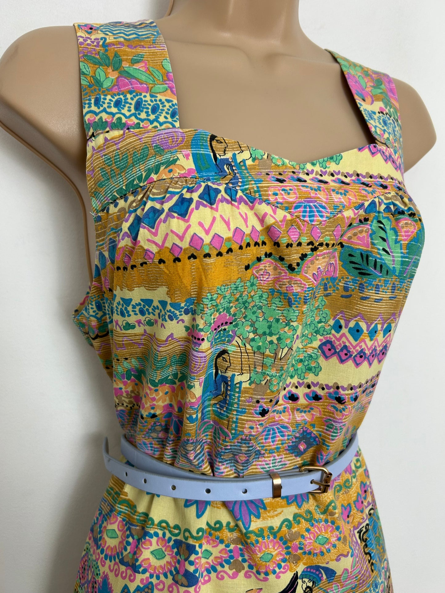 Vintage Late 1970s/Early 80s DURA Size 12 Beige Blue Pink Green & Orange Novelty Print Secret Garden Print Cotton Dress