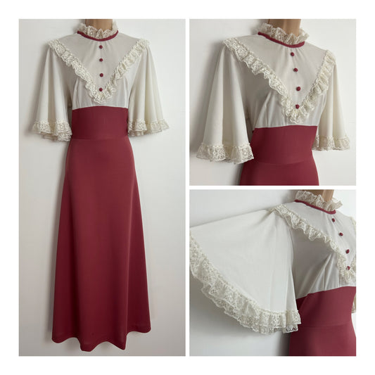 Vintage 1970s Size 10 Dark Salmon Pink & White Lace Trim Short Flutter Sleeve Prairie Boho Maxi Dress