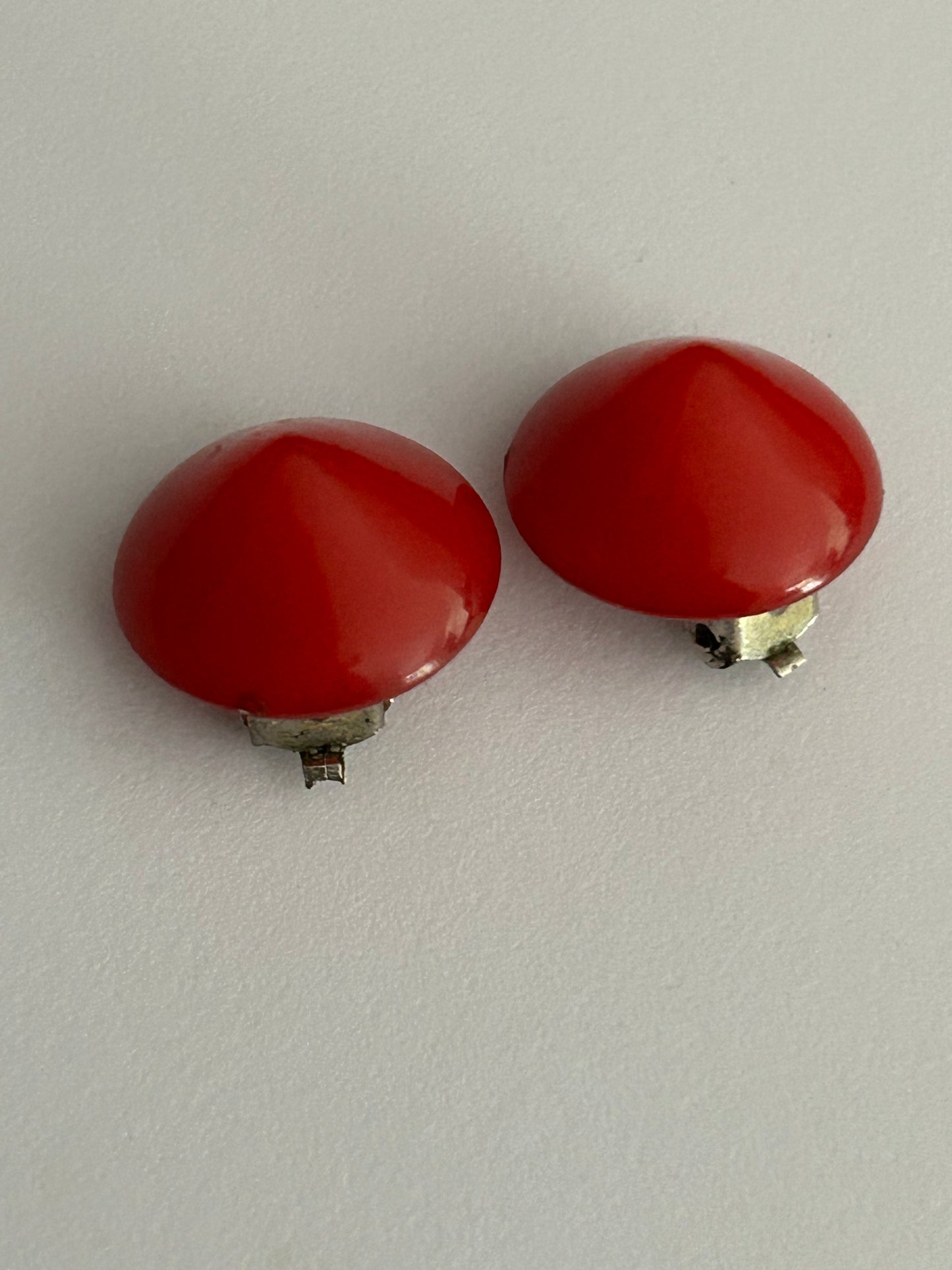 Vintage 1960s Cute Red Plastic Conical Mod Clip On Earrings.